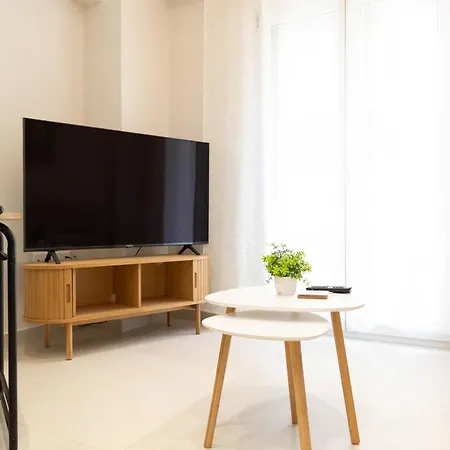 Skg High End شقة سالونيك